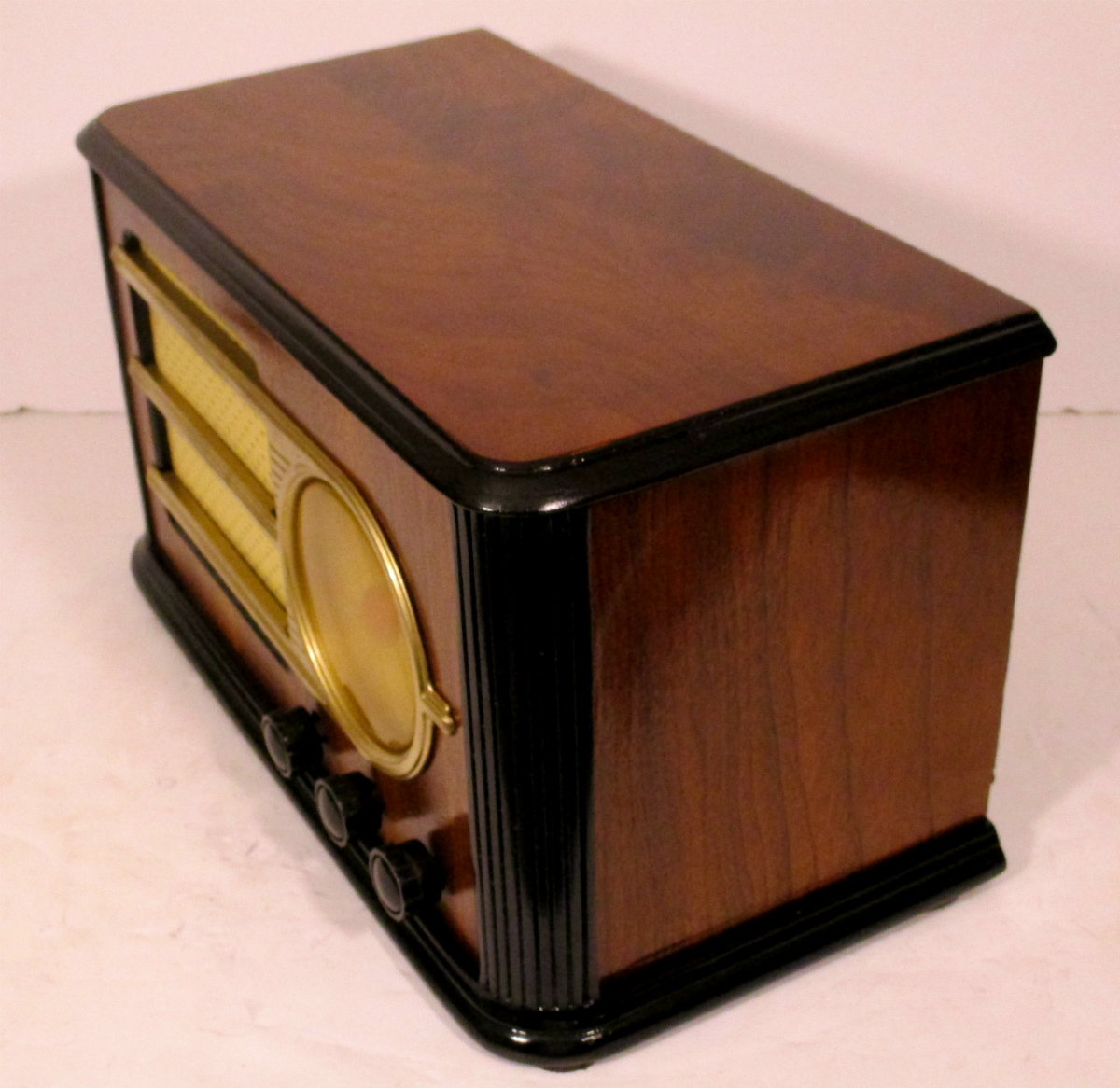 Quality Antique Radios Antique Radio Sales, Auctions, Restorations